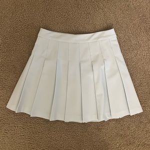 Aritzia skirt